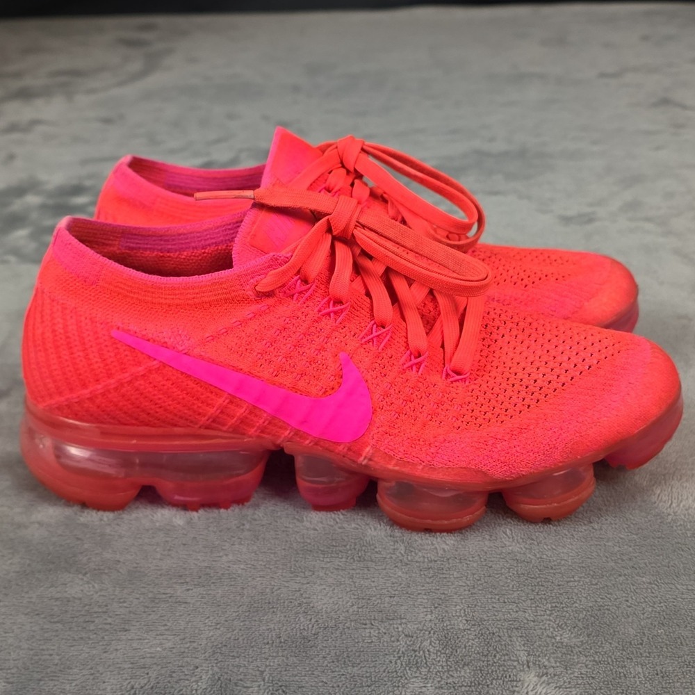 Size 6.5 - Nike Air VaporMax Hyper Punch W
